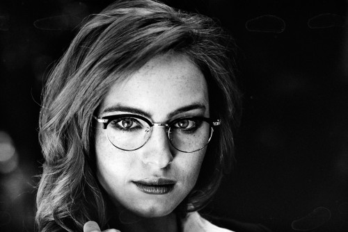 glassgirl.jpg