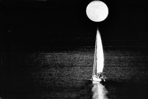 moonboat.jpg