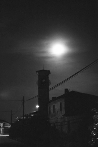 moon.jpg
