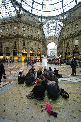 web-milano ore 12--1.jpg