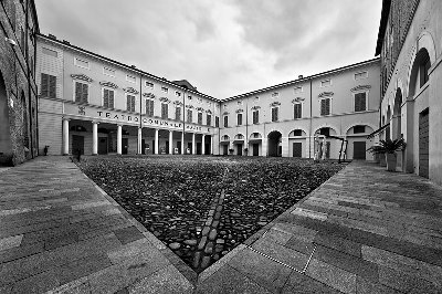 underground-12mm-122-gradi-e.jpg