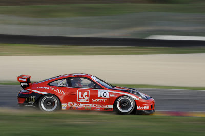 Porsche-1.jpg