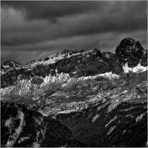 24 07 2011 neve oltre 2300m.jpg