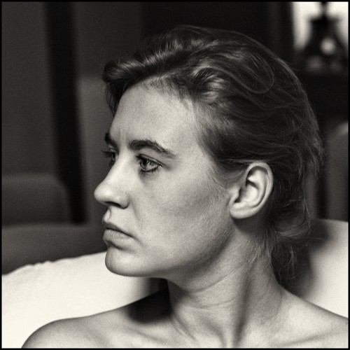 Laura (Hasselblad Planar 80mm Tmax100 s).jpg