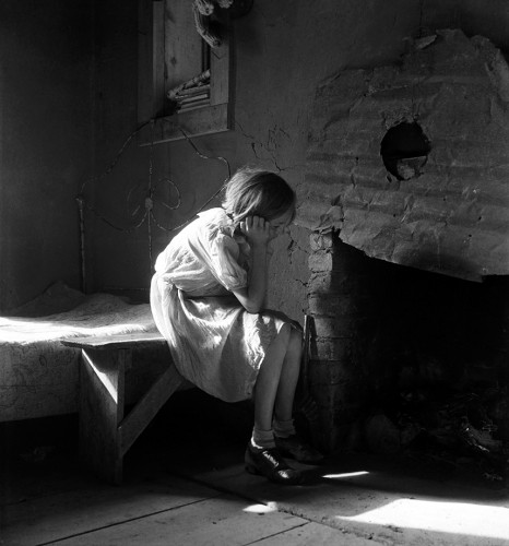 Dorothea_Lange,_Resettled_farm_child,_New_Mexico,_1935 reduced.jpg